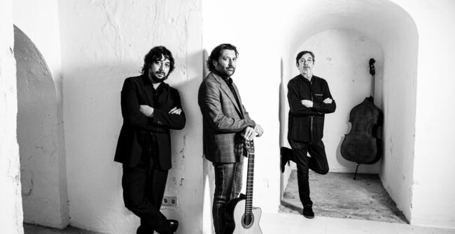 Josemi Carmona, Javier Colina y Bandolero dan la bienvenida al año nuevo con la presentación de su nuevo trabajo 'Vida', el 18 de enero en Inverfest. • Talento on Fire